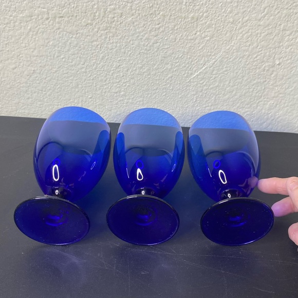 Celebrity Brand 24% Lead Crystal Blue Goblets set Of Three - Picture 2 of 4